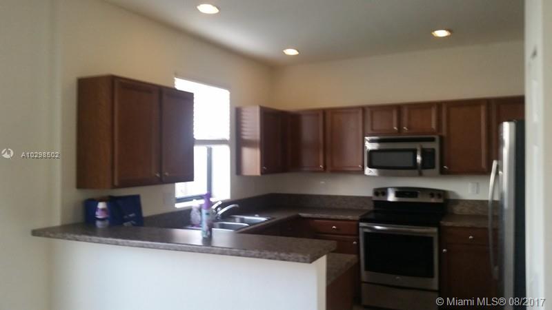 VENETIAN PARC WEST - Residential Lease