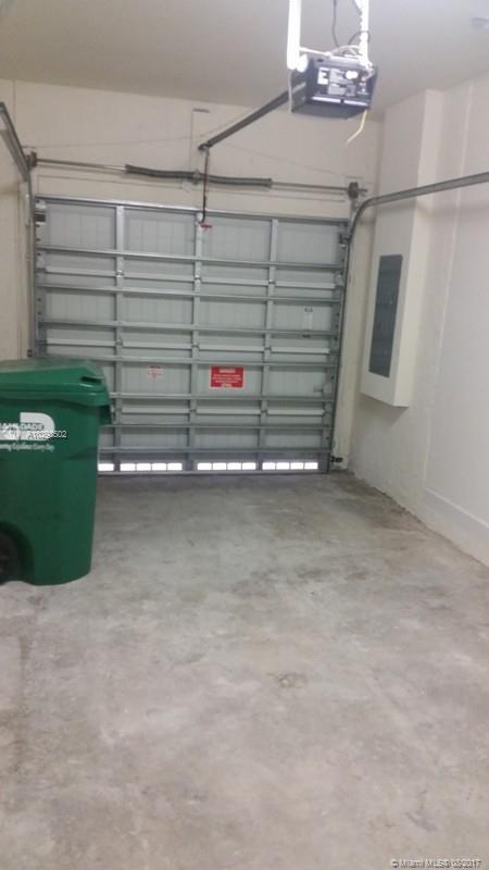 VENETIAN PARC WEST - Residential Lease