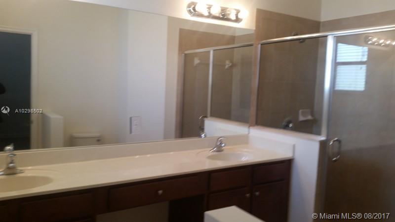 VENETIAN PARC WEST - Residential Lease