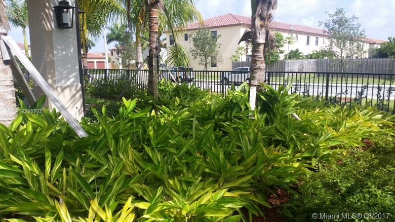 VENETIAN PARC WEST - Residential Lease