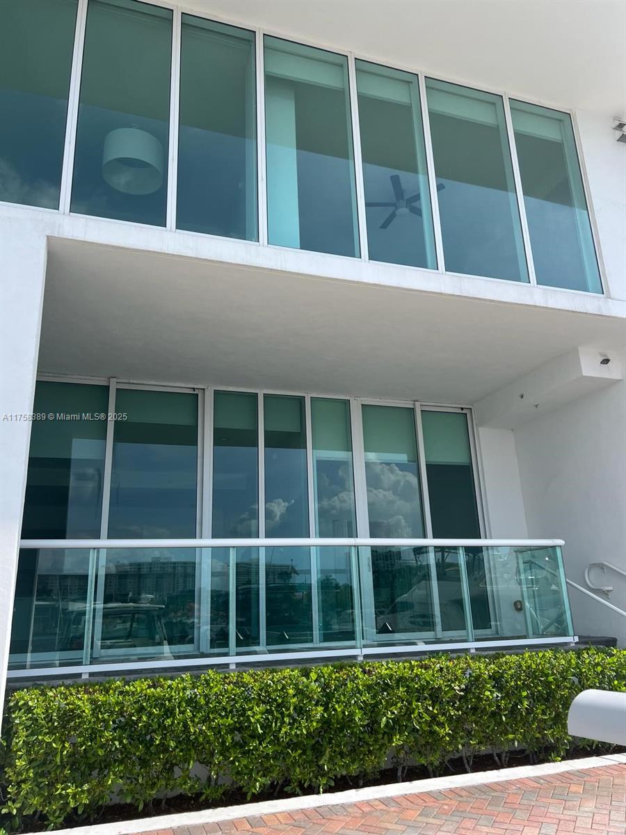Rental Property at 400 Sunny Isles Blvd 117, Sunny Isles Beach, Miami-Dade County, Florida - Bedrooms: 2 
Bathrooms: 3  - $5,500 MO.