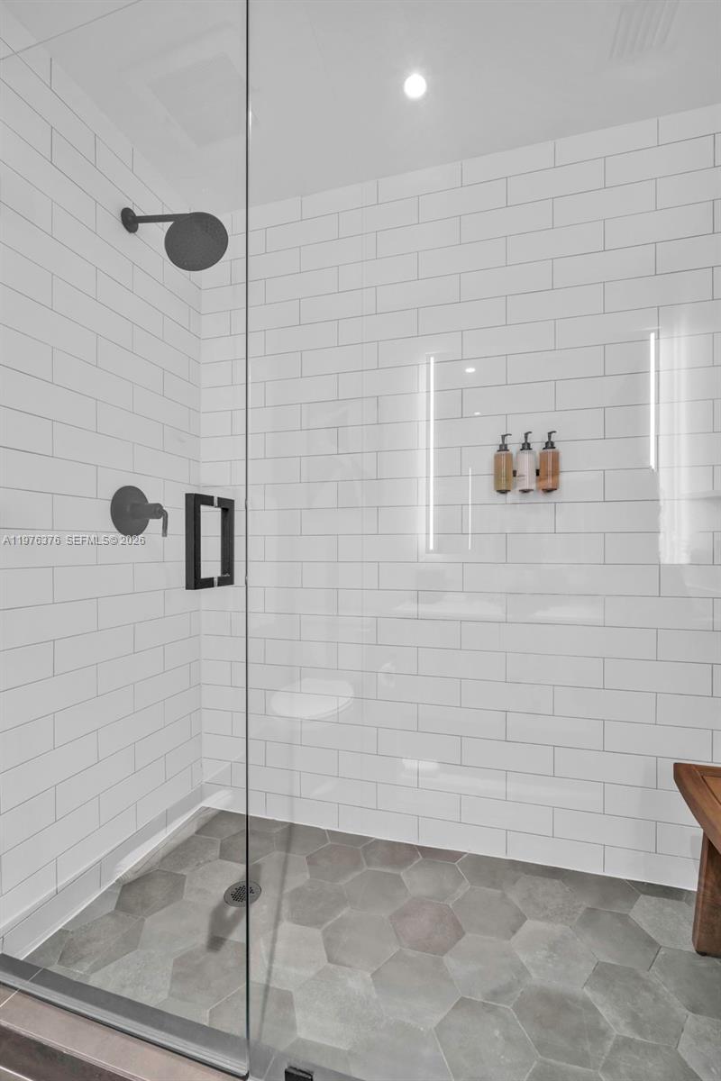 MAP OF MIAMI DADE CO. FL. - Residential Lease