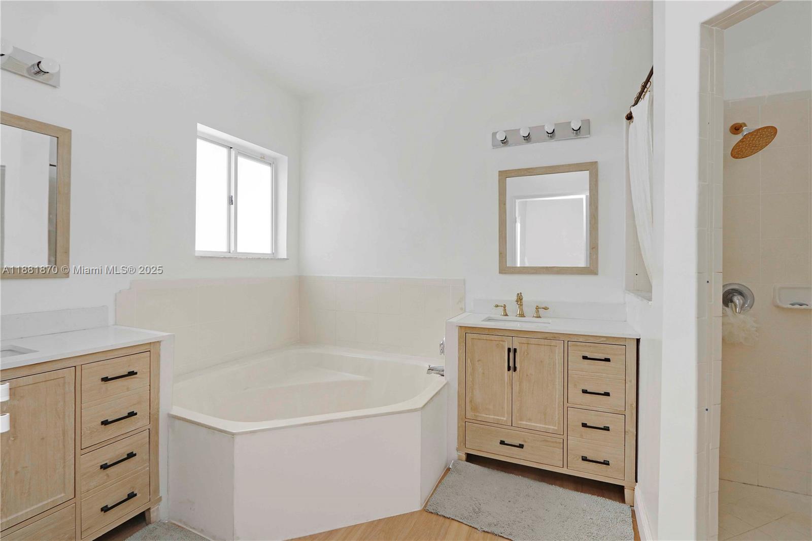 KEYS GATE - Residential