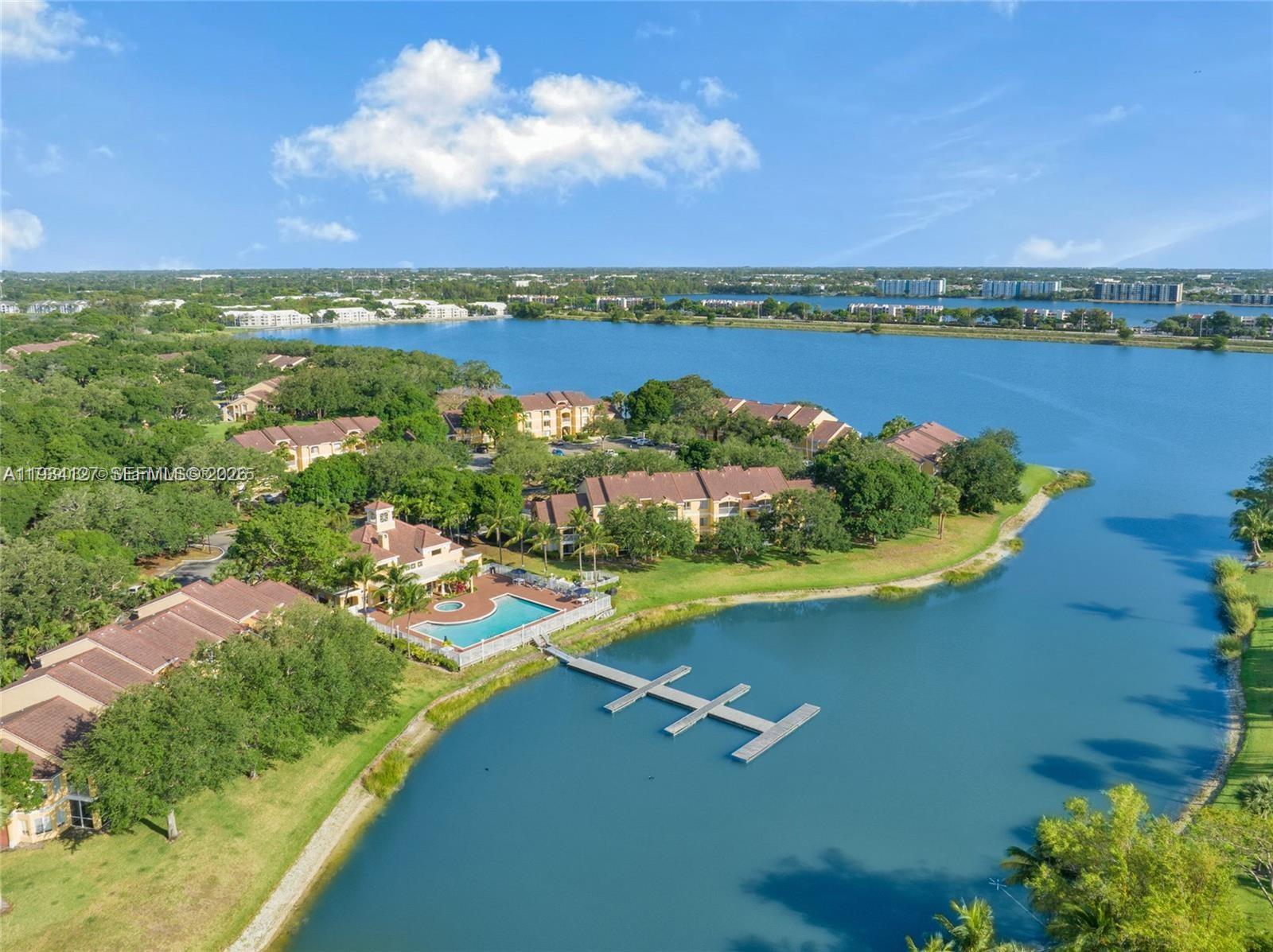 SAILBOAT POINTE CONDO - Residential
