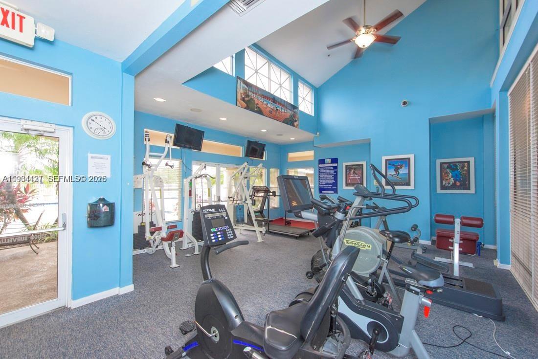 SAILBOAT POINTE CONDO - Residential