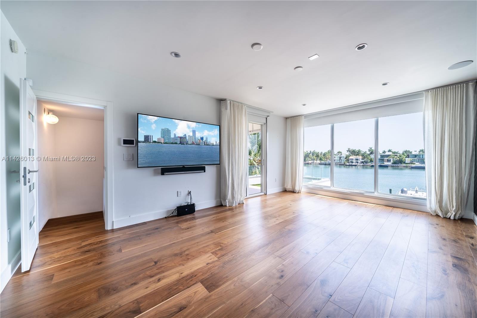 RIVIERA 1ST & 2ND ADDN AM - Residential