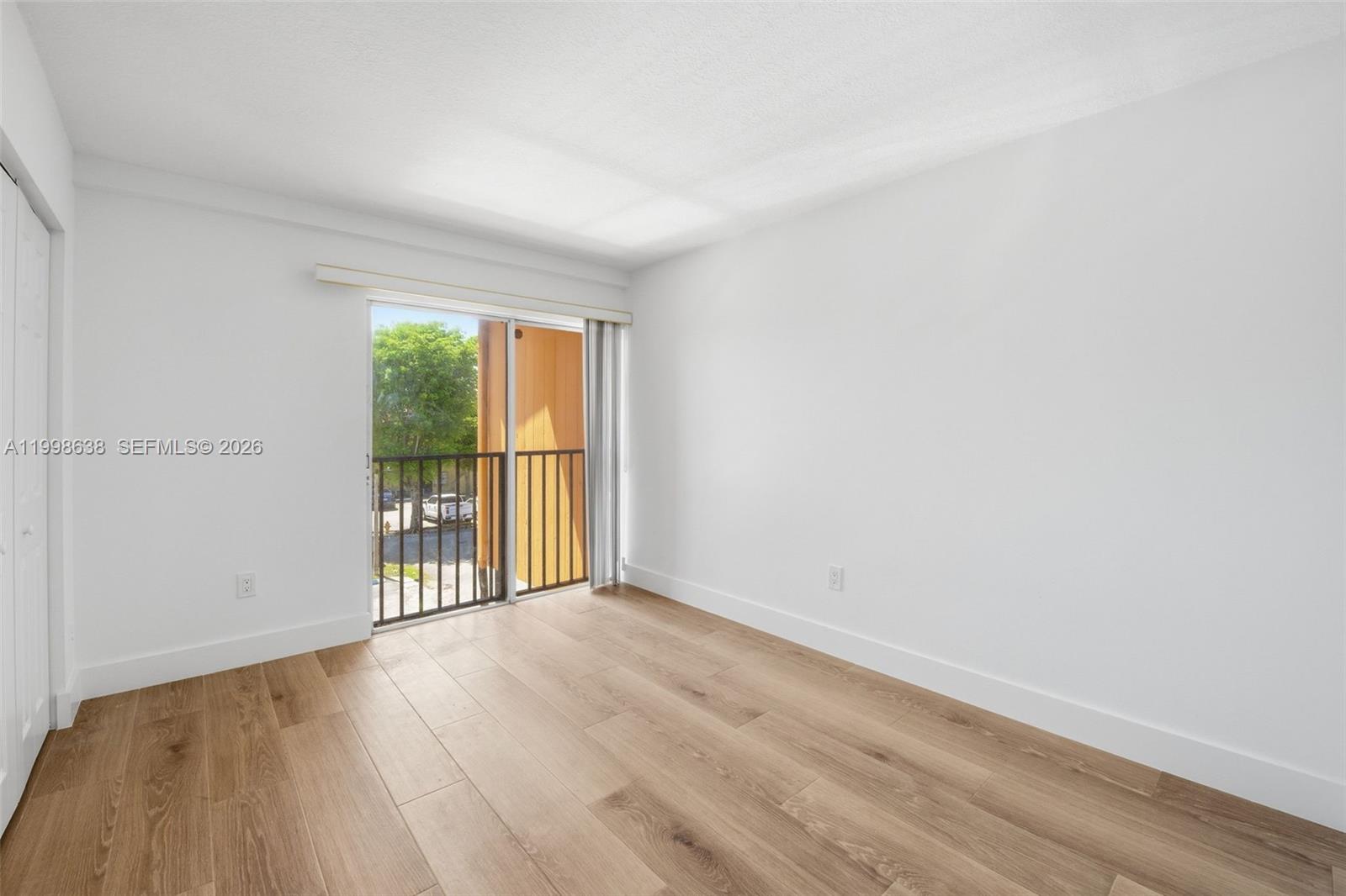 LAGUNA CLUB WEST CONDO BL - Residential Lease