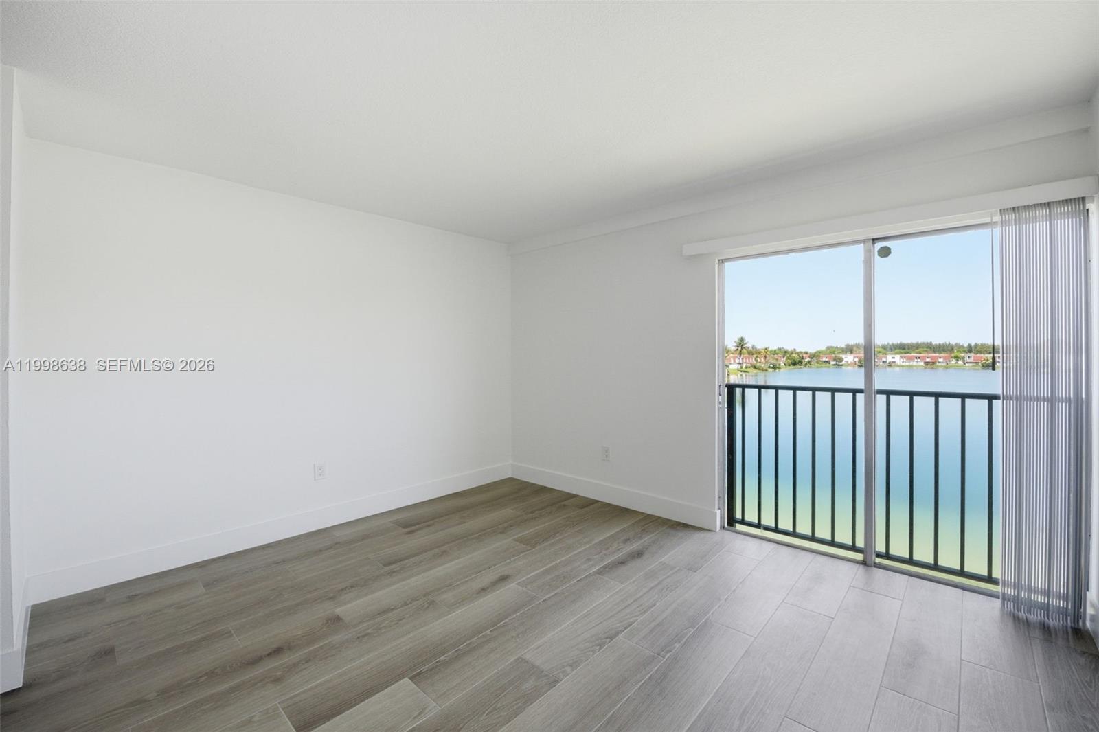 LAGUNA CLUB WEST CONDO BL - Residential Lease