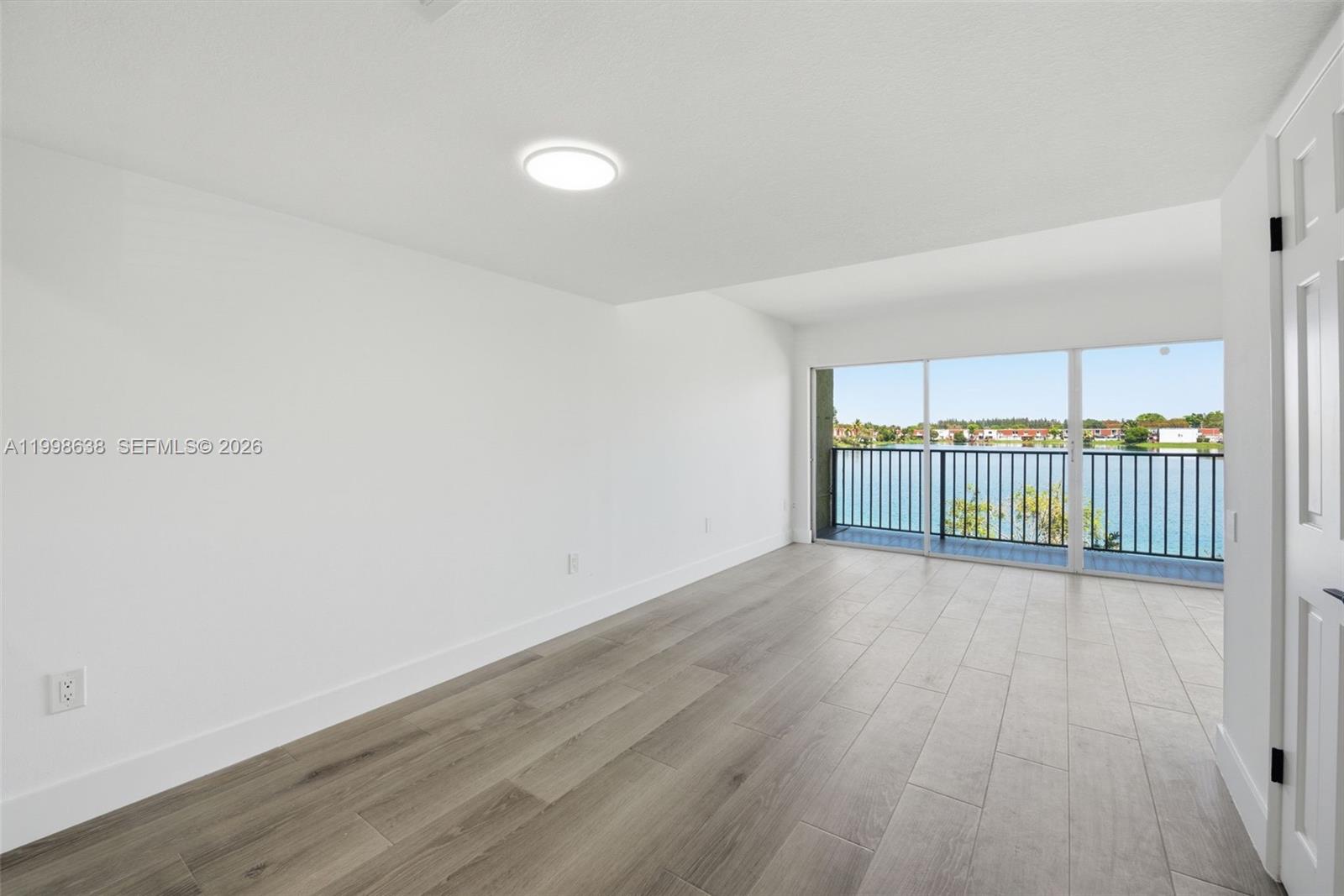 LAGUNA CLUB WEST CONDO BL - Residential Lease