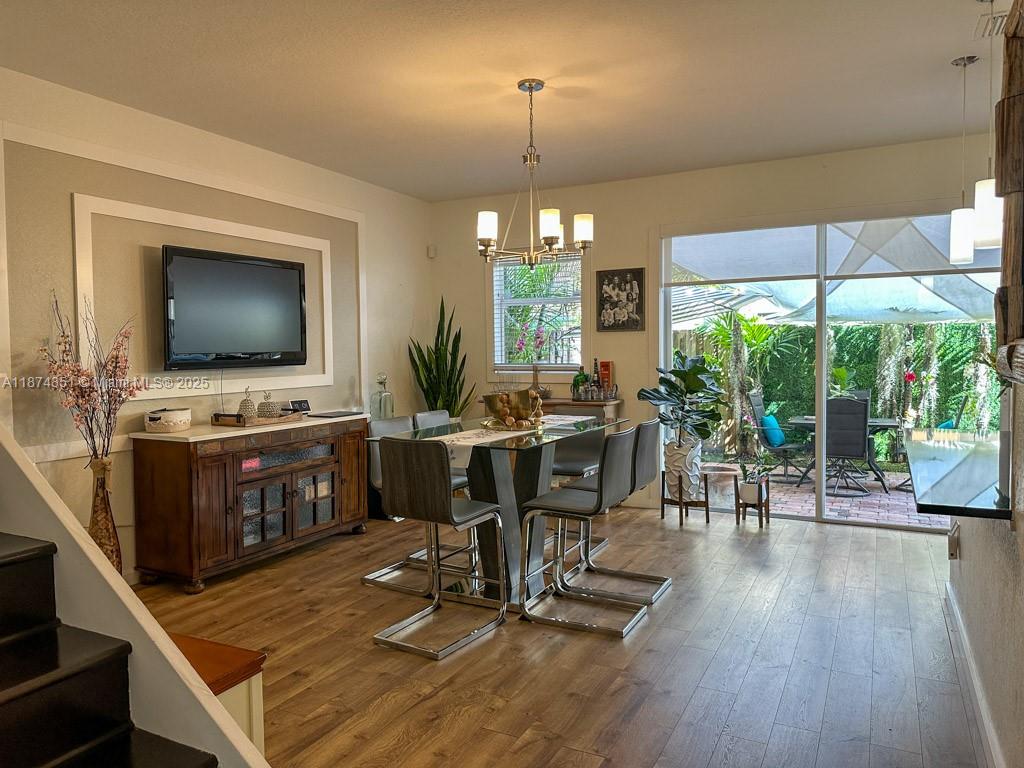 COURTS AT TUSCANY WEST - Residential