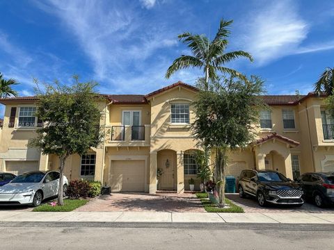 12943 SW 134th Ter Miami FL 33186