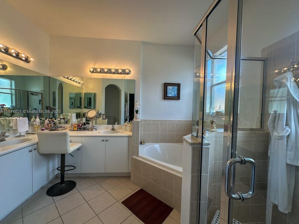 COURTS AT TUSCANY WEST - Residential