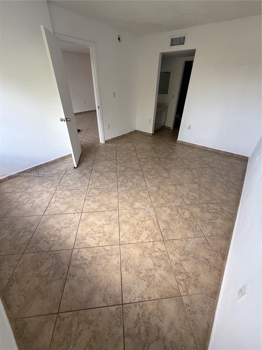 WEST FONTAINE CONDO - Residential Lease