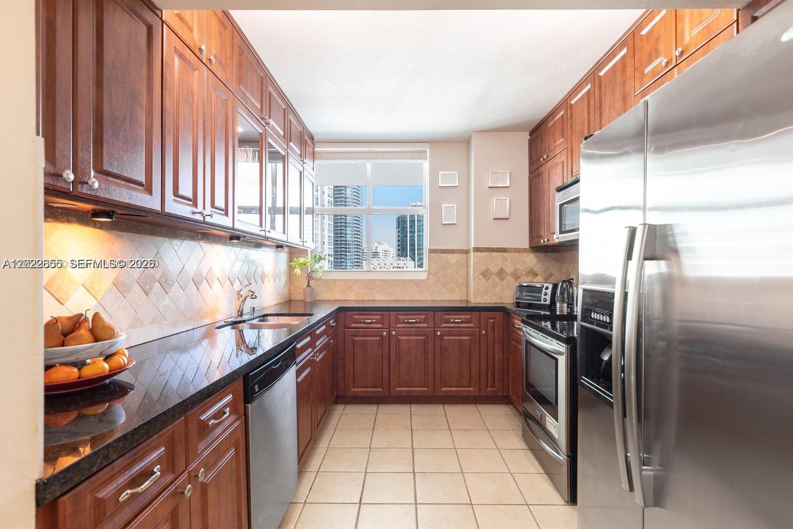 VUE AT BRICKELL CONDO - Residential