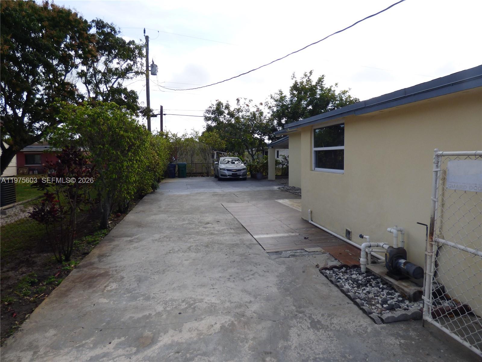 CAROL CITY 4TH ADDN - Residential