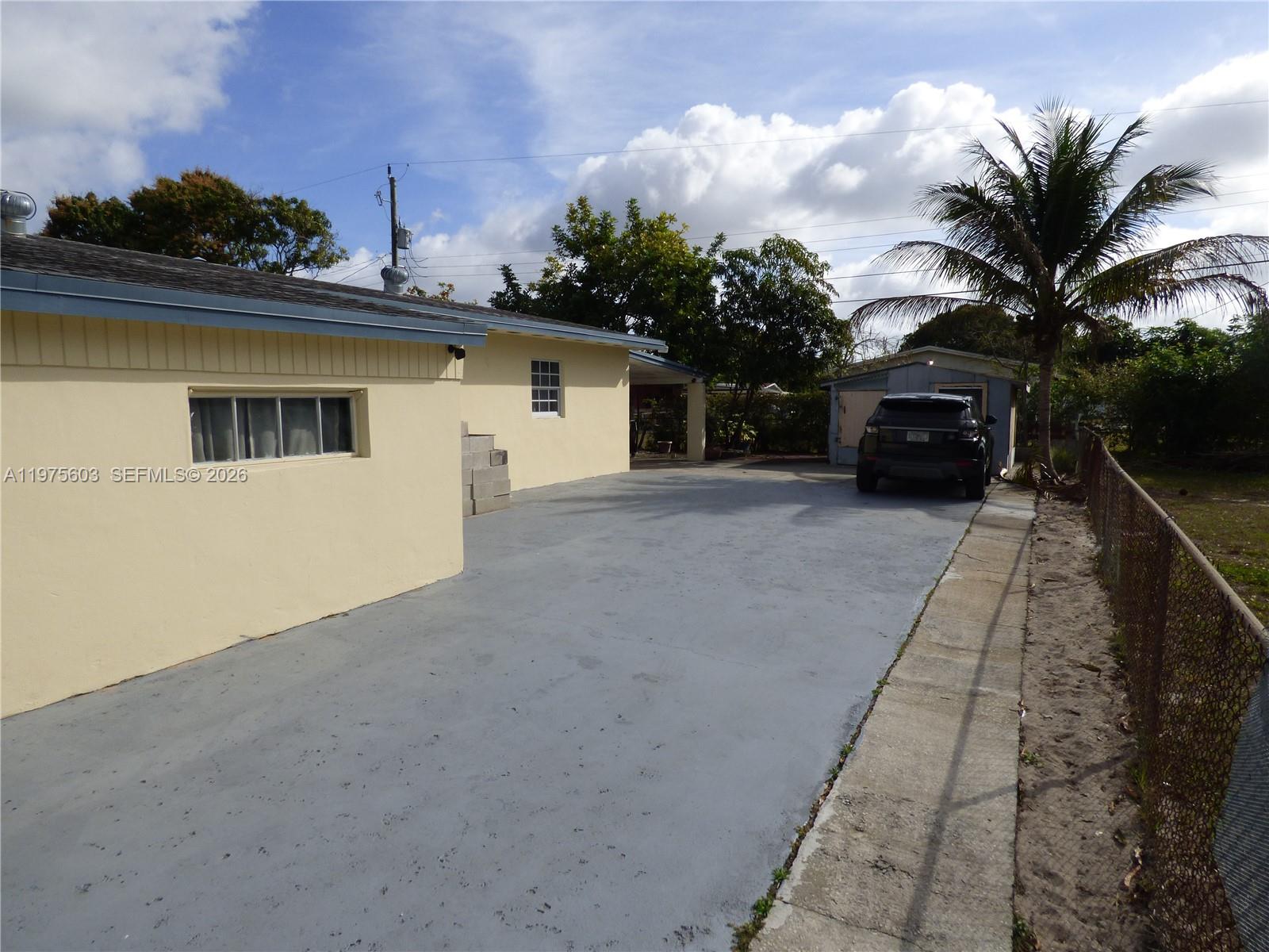 CAROL CITY 4TH ADDN - Residential