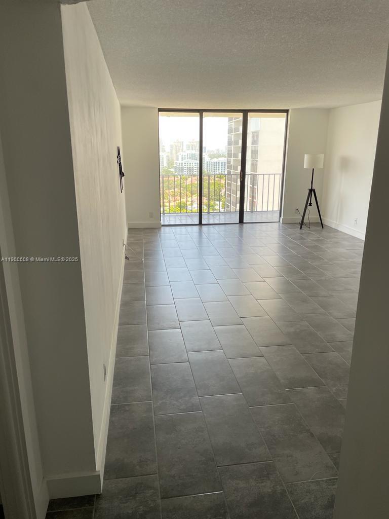 THE CLIPPER AT BISC COVE - Residential Lease