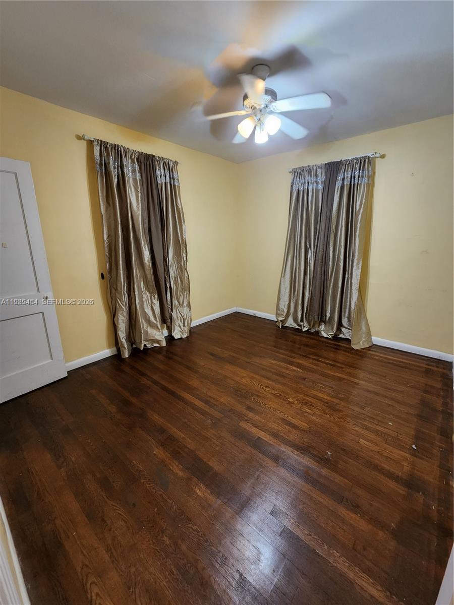 HOLLYWOOD BEACH - Residential Lease