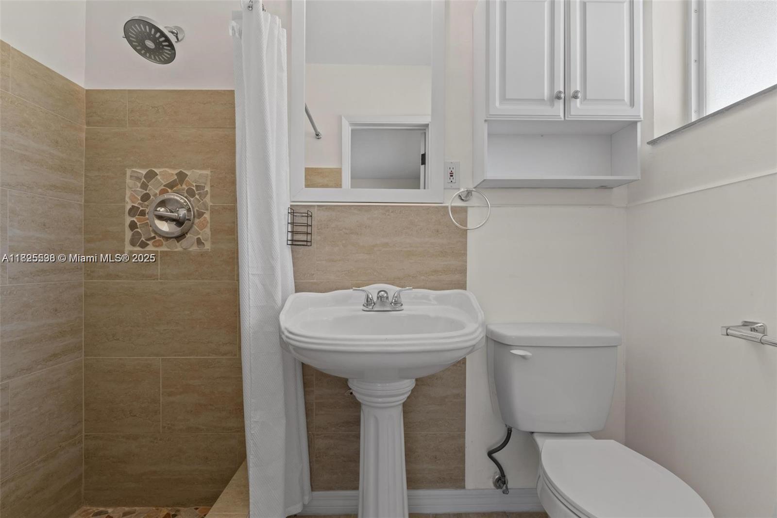 BOULEVARD ESTATES AMEN - Residential Lease