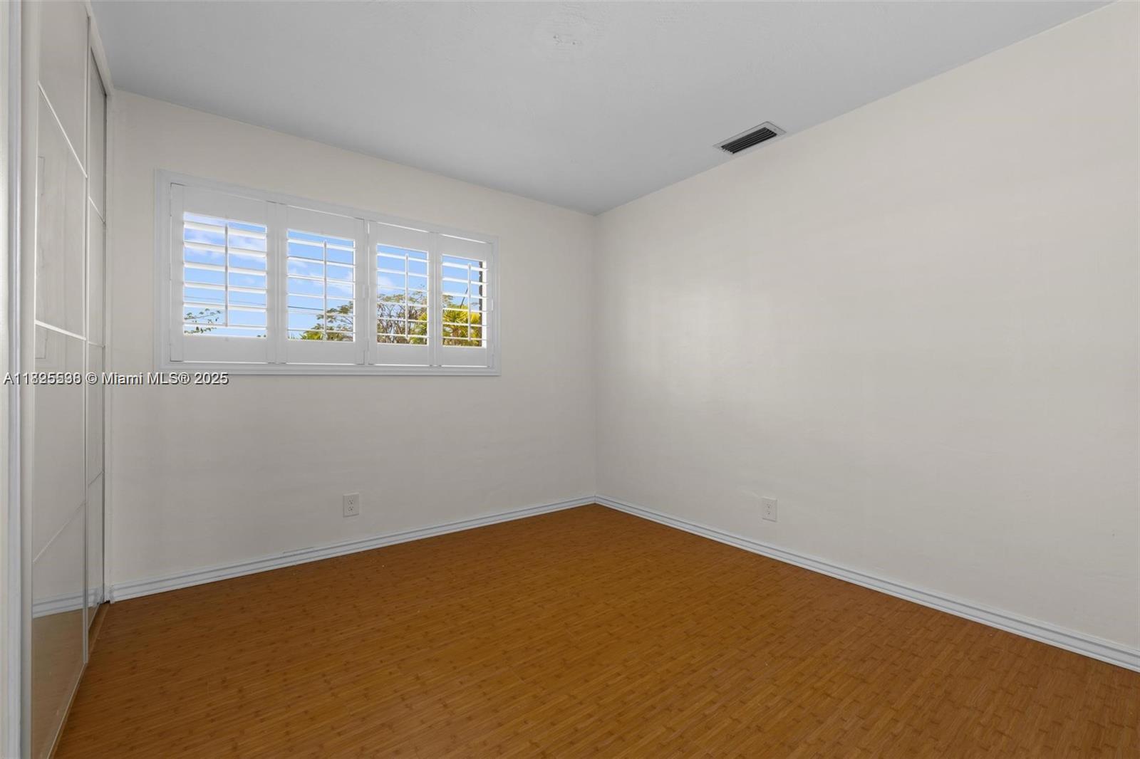 BOULEVARD ESTATES AMEN - Residential Lease