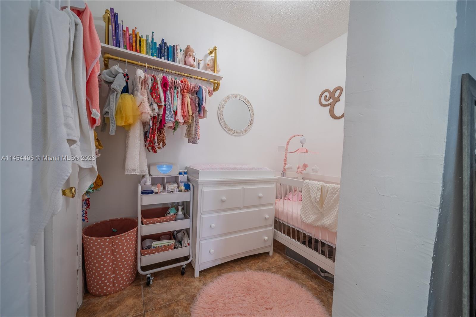 HIALEAH 13TH ADDN AMD PL - Residential