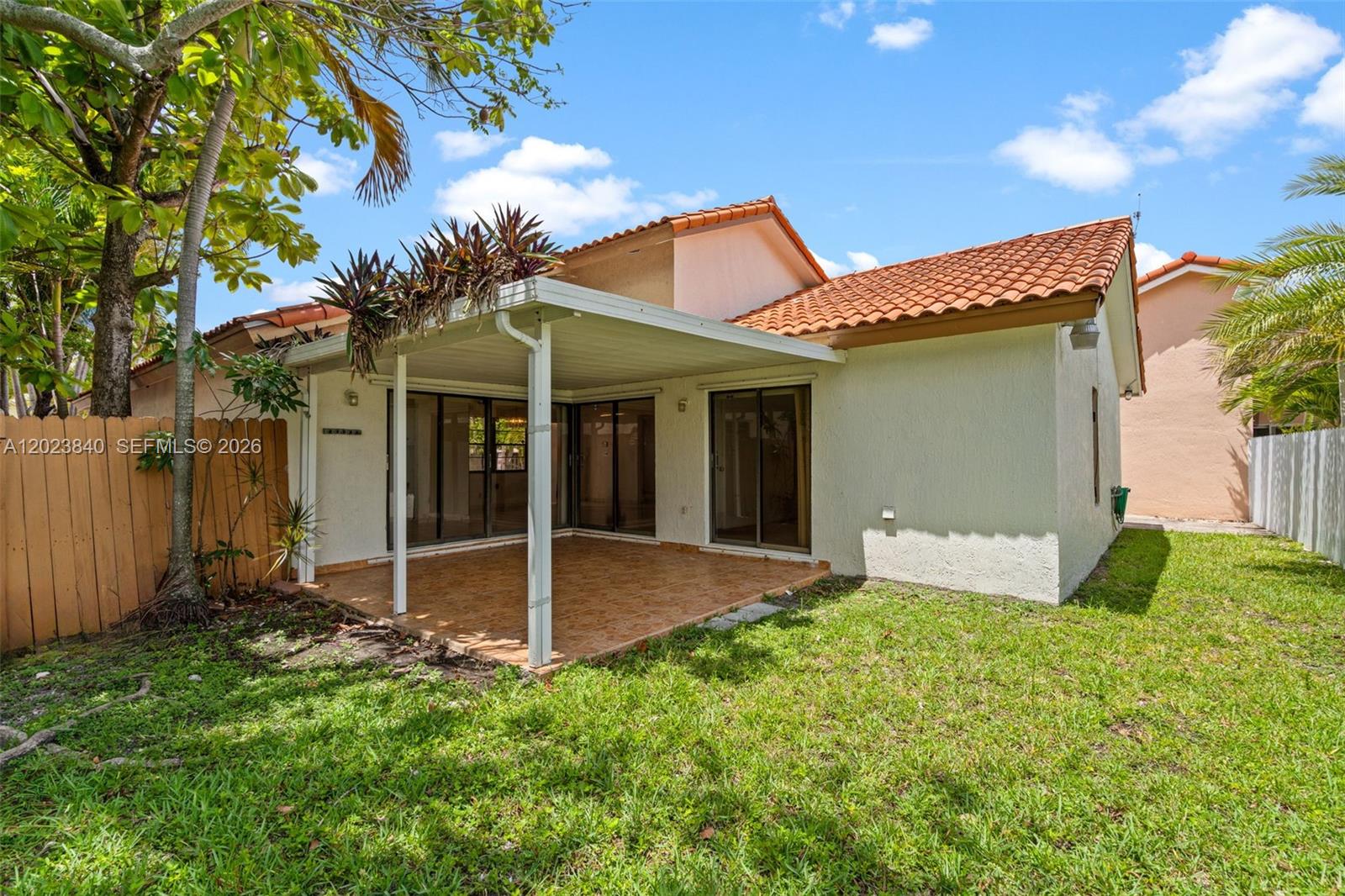 WESTWIND LAKES SEC 4 - Residential