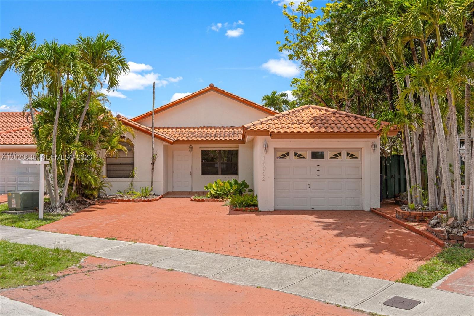 WESTWIND LAKES SEC 4 - Residential