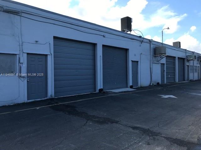208 NE 1st Ave