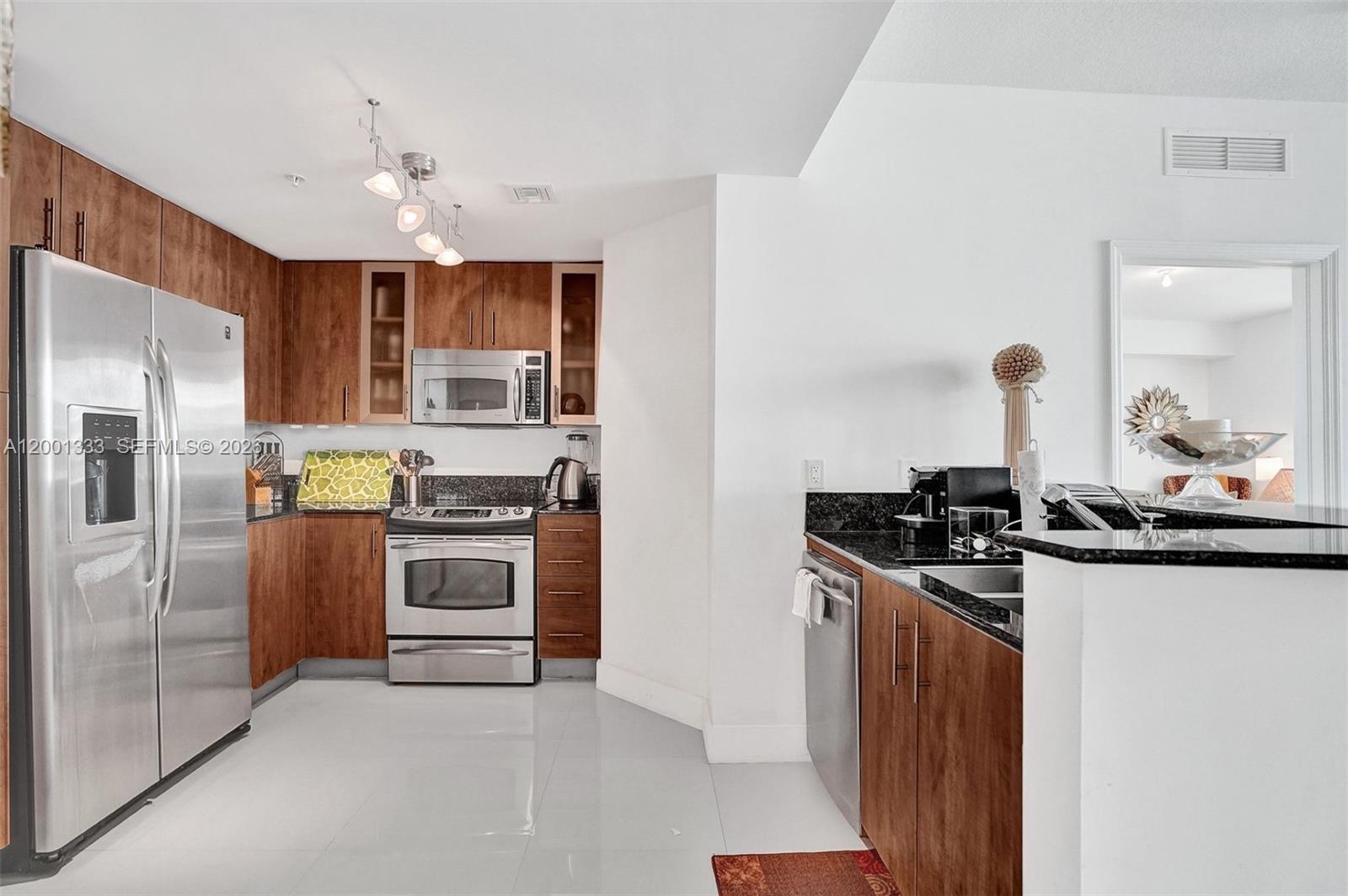 360 CONDO A - Residential Lease