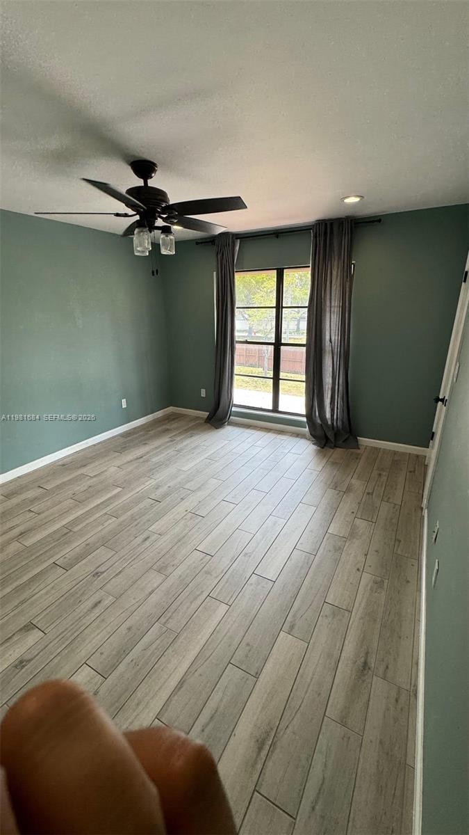 SNAPPER VILLAGE PH 2 SEC - Residential Lease