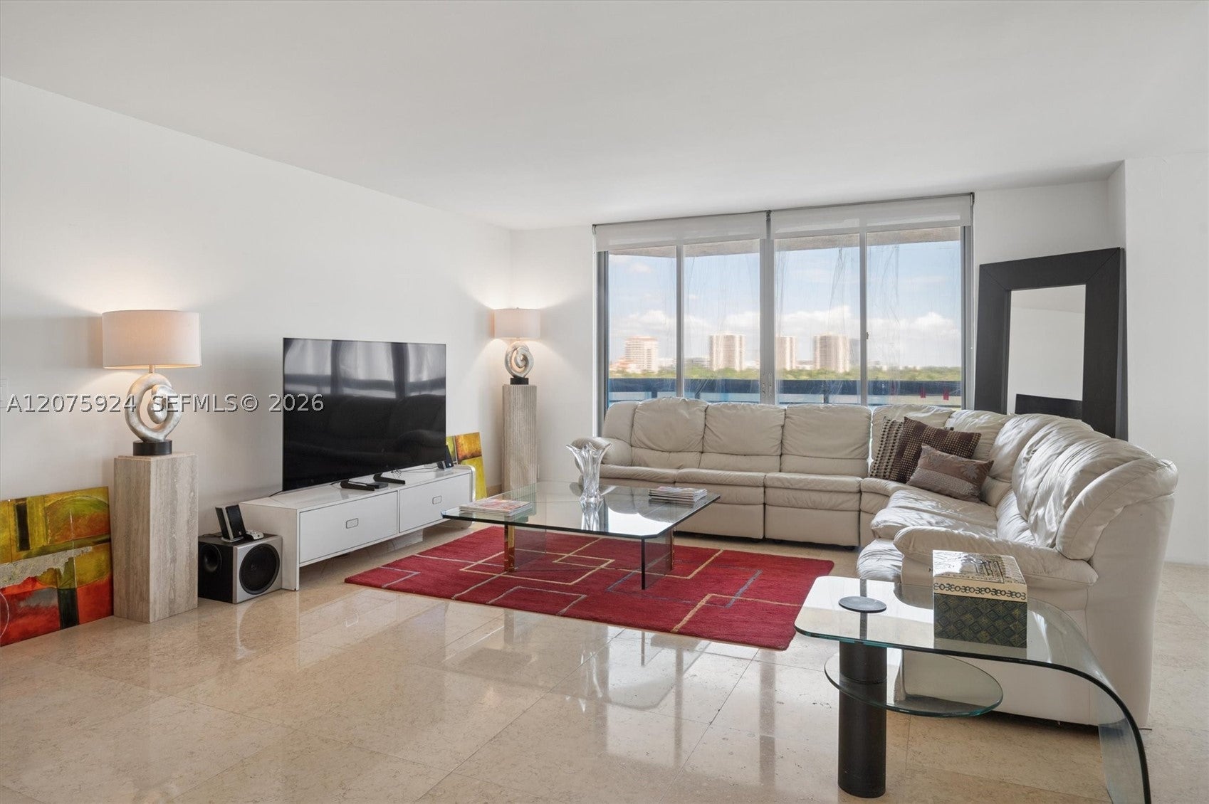 3500 Mystic Pointe Dr 805