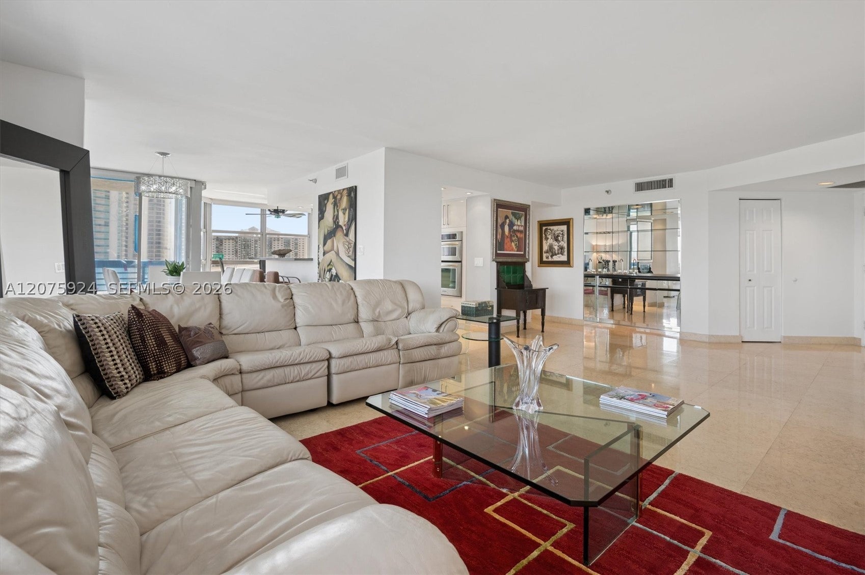 3500 Mystic Pointe Dr 805