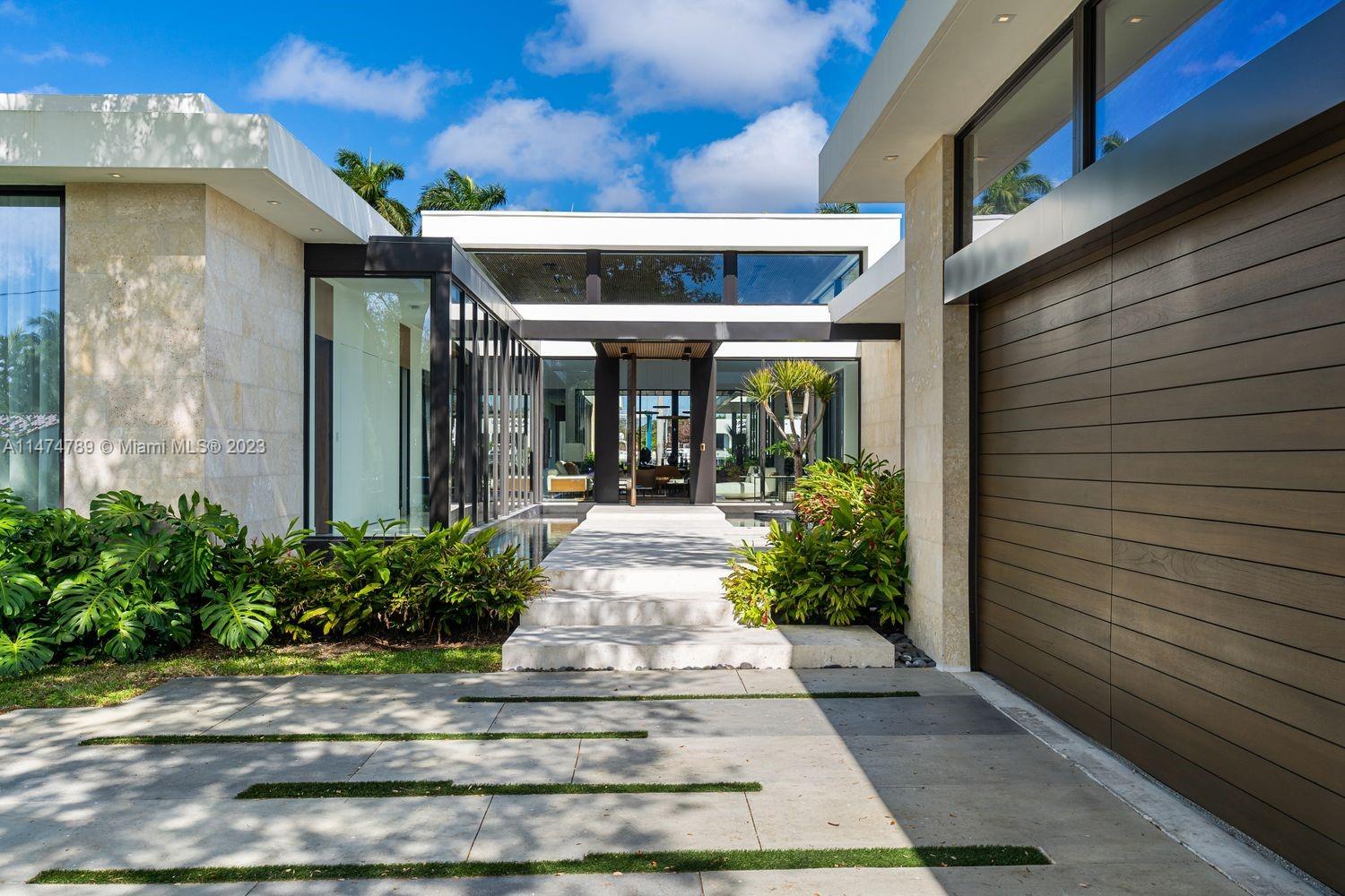 AQUA MARINE - Residential