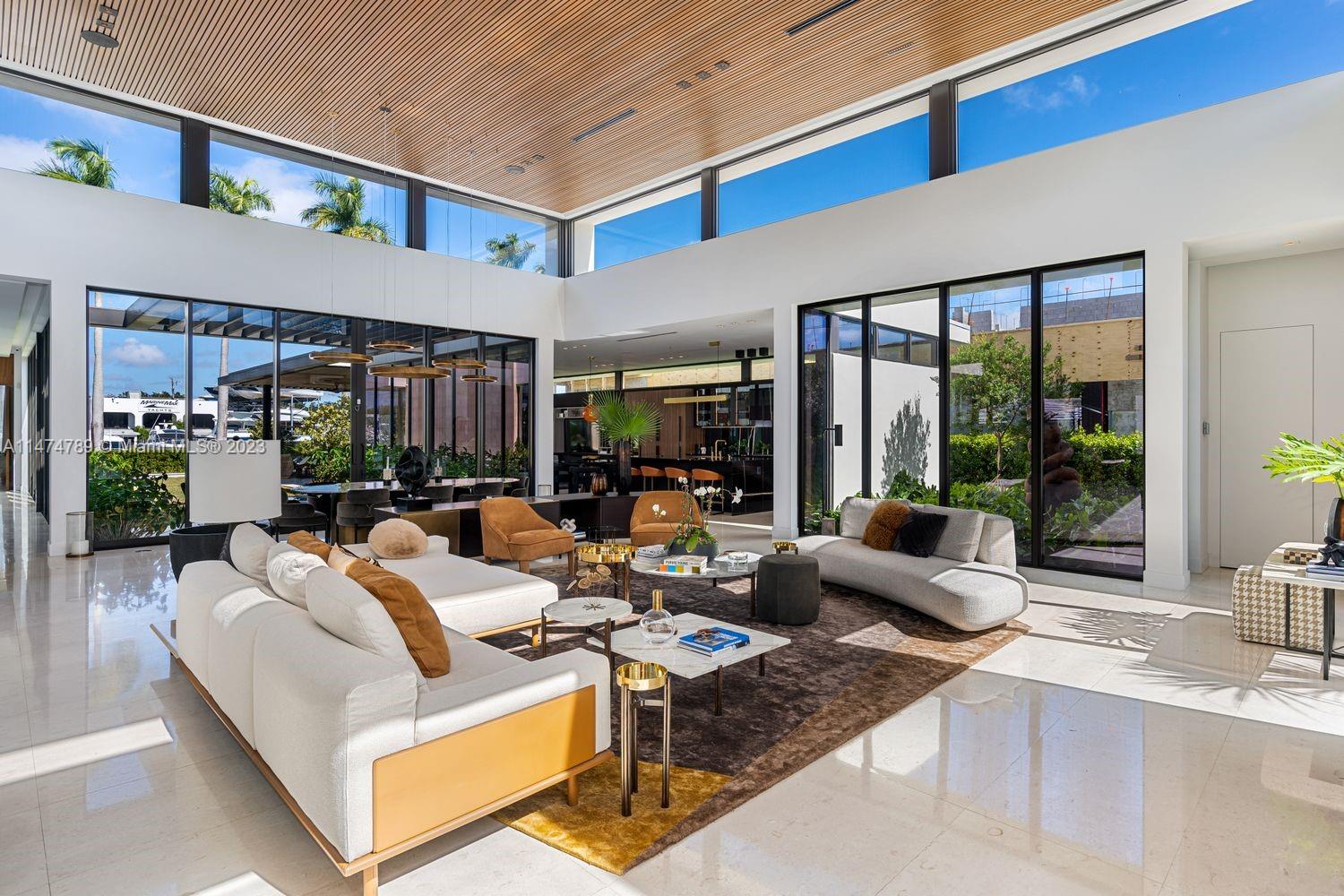 AQUA MARINE - Residential