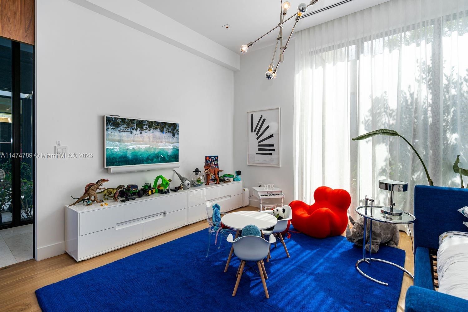 AQUA MARINE - Residential