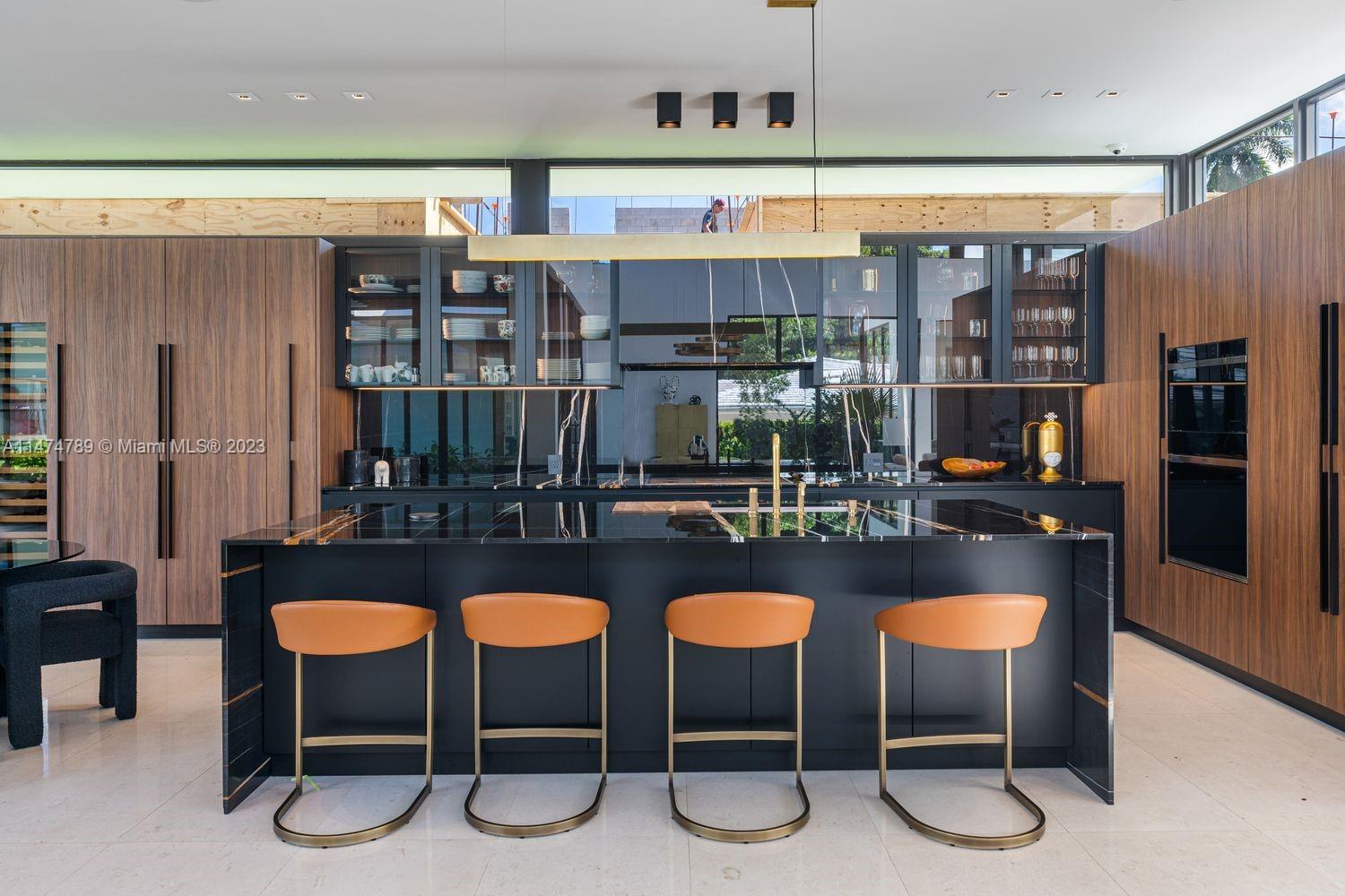 AQUA MARINE - Residential