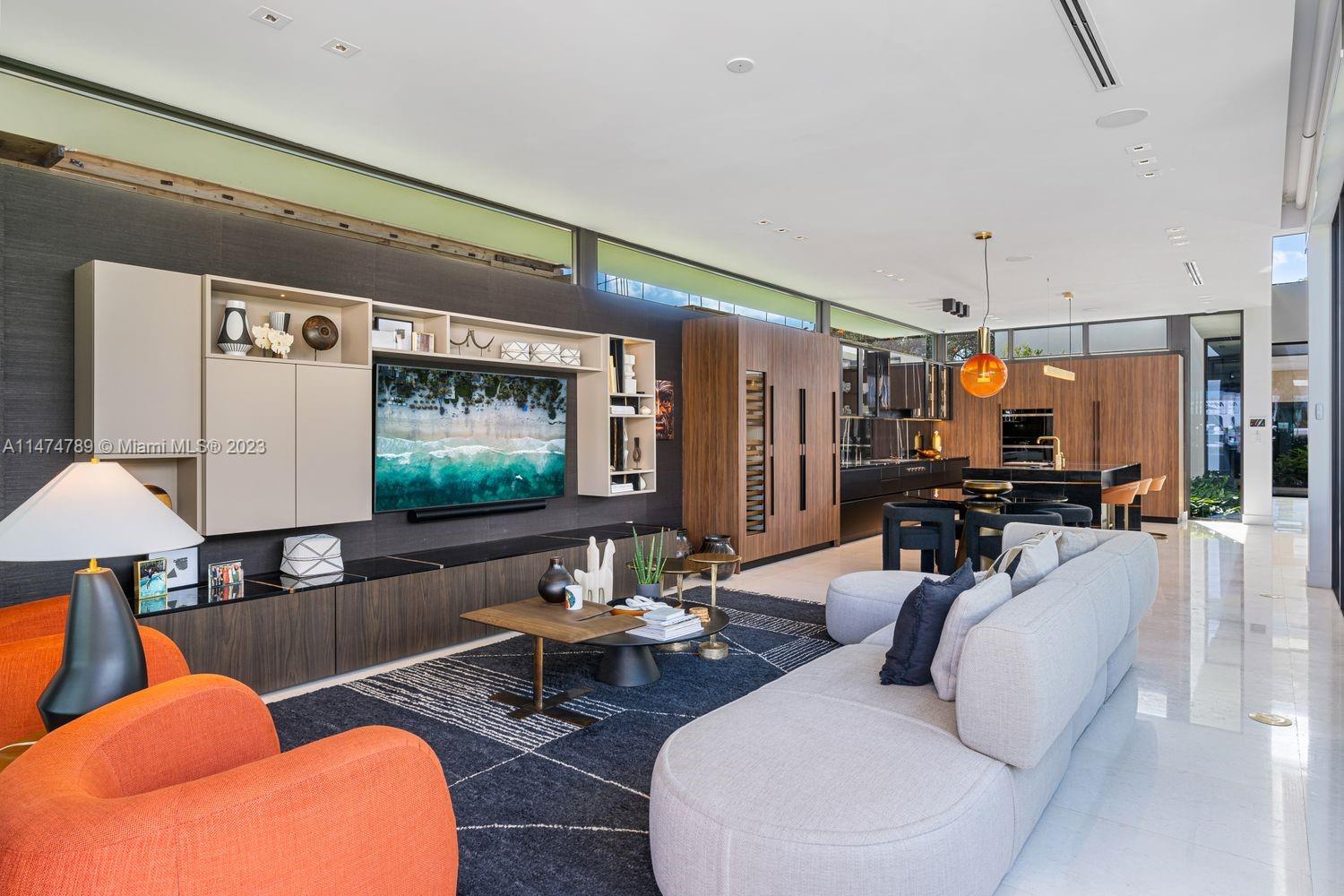 AQUA MARINE - Residential