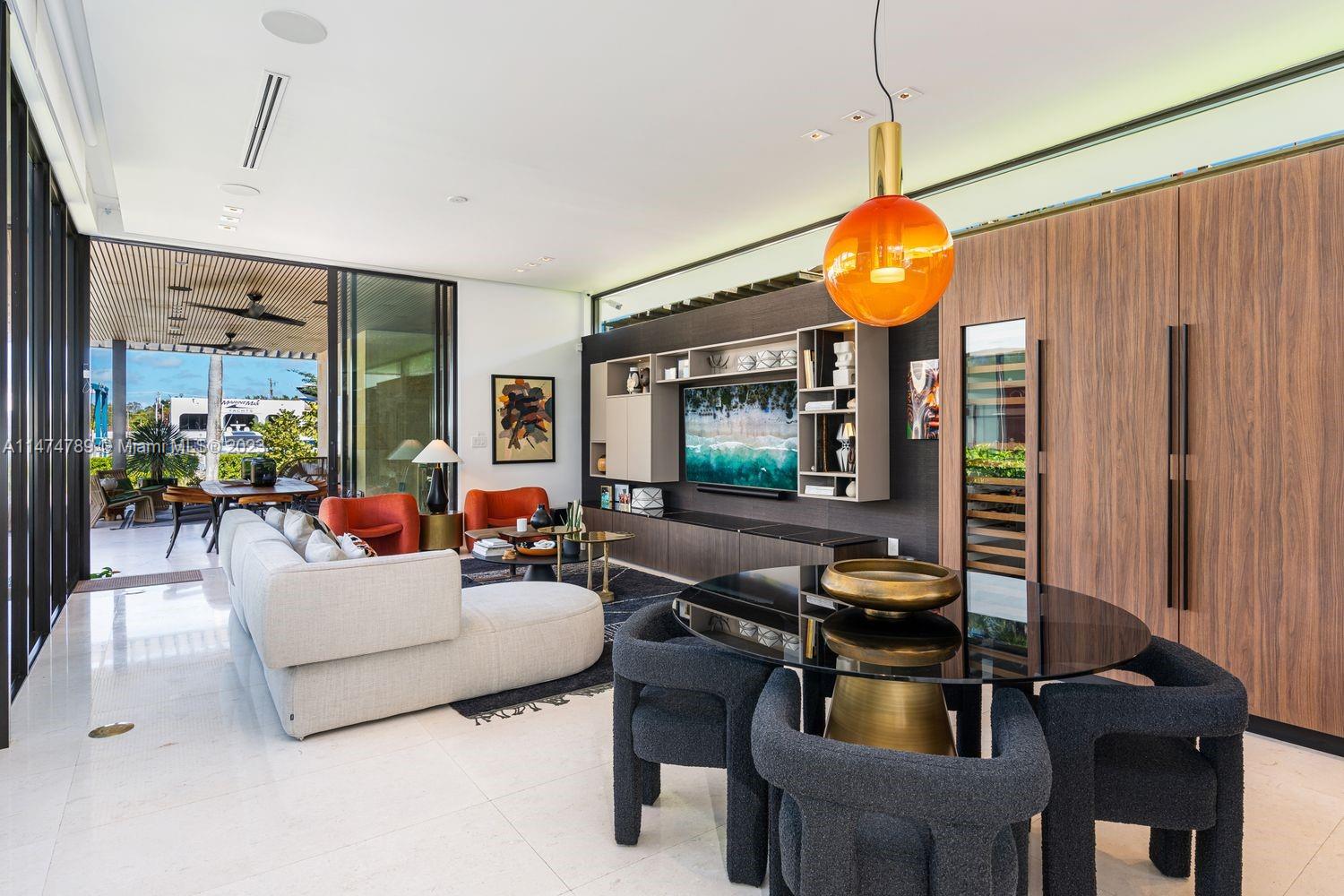 AQUA MARINE - Residential