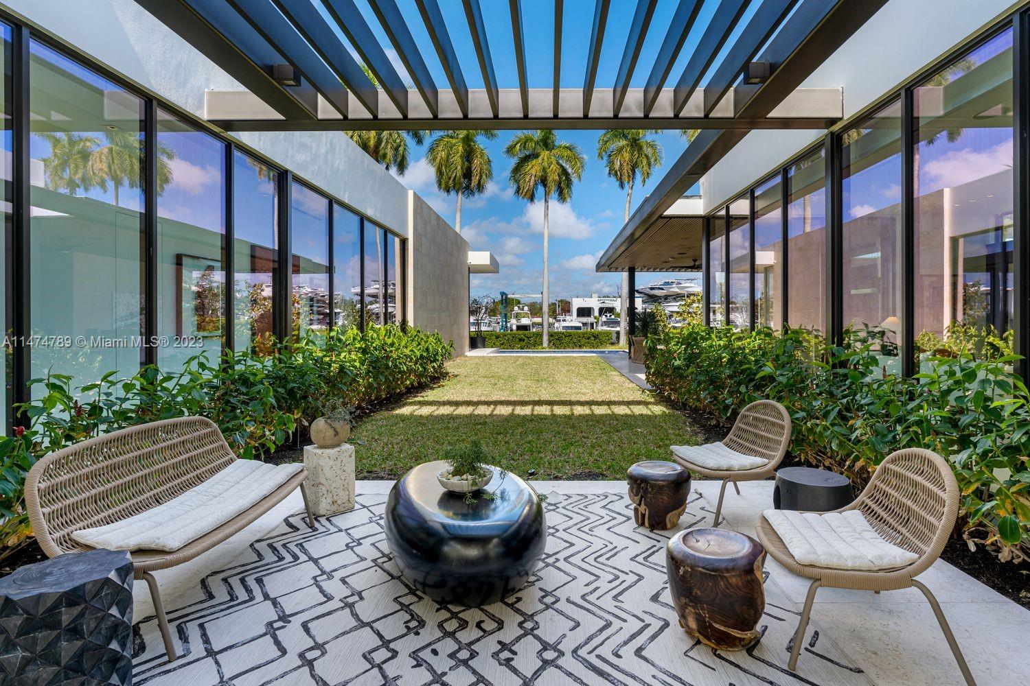 AQUA MARINE - Residential