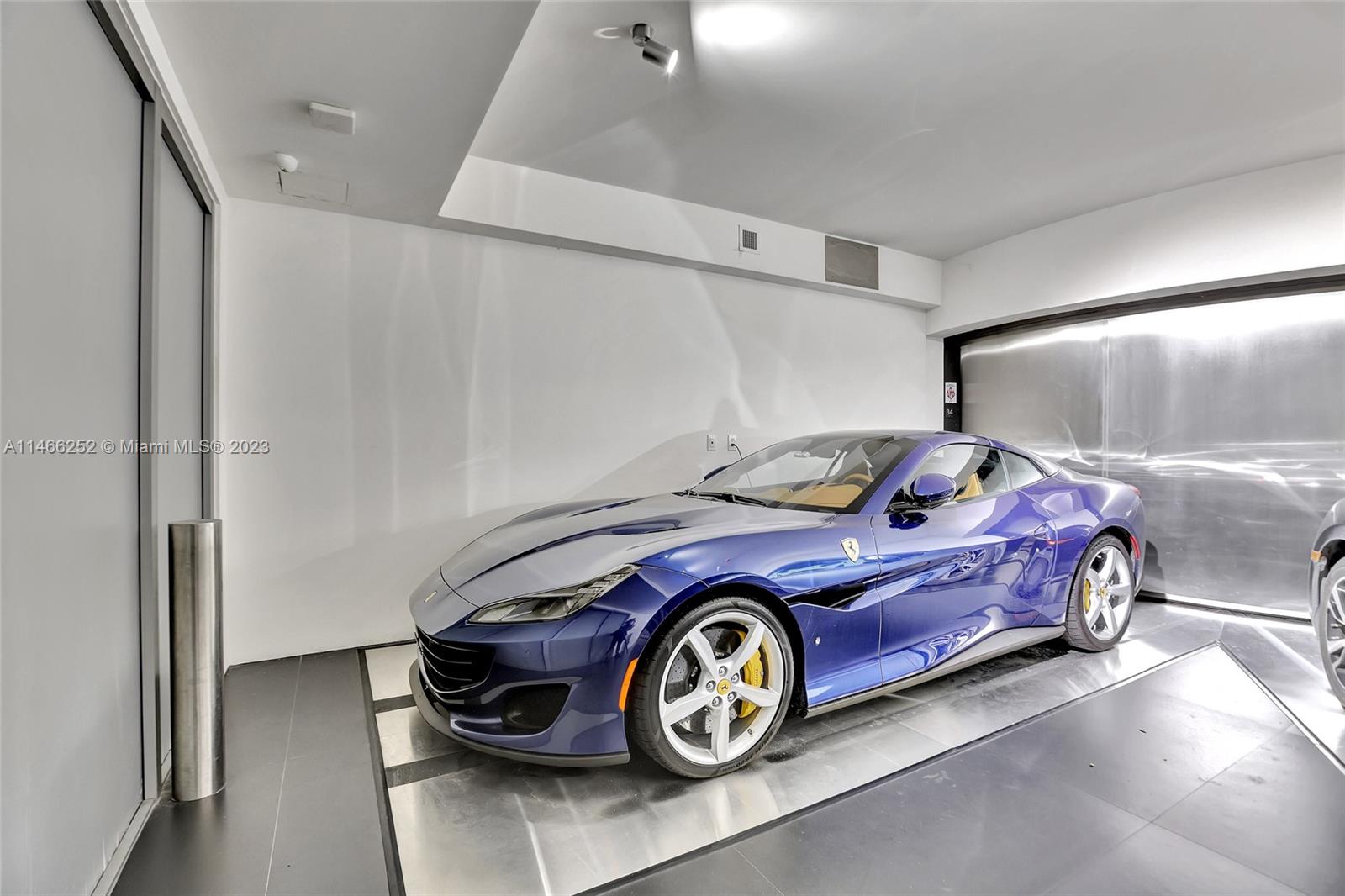 18555 COLLINS AVENUE COND - Residential