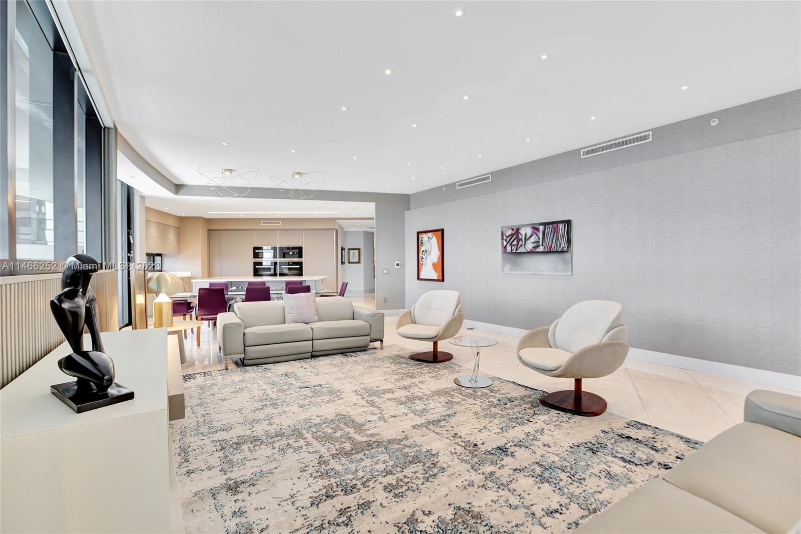 18555 COLLINS AVENUE COND - Residential