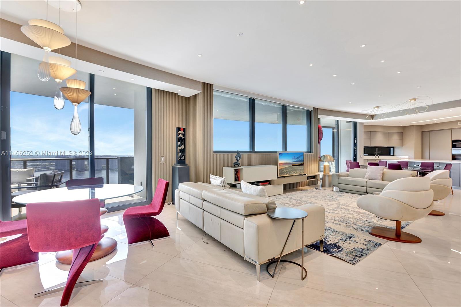 18555 COLLINS AVENUE COND - Residential