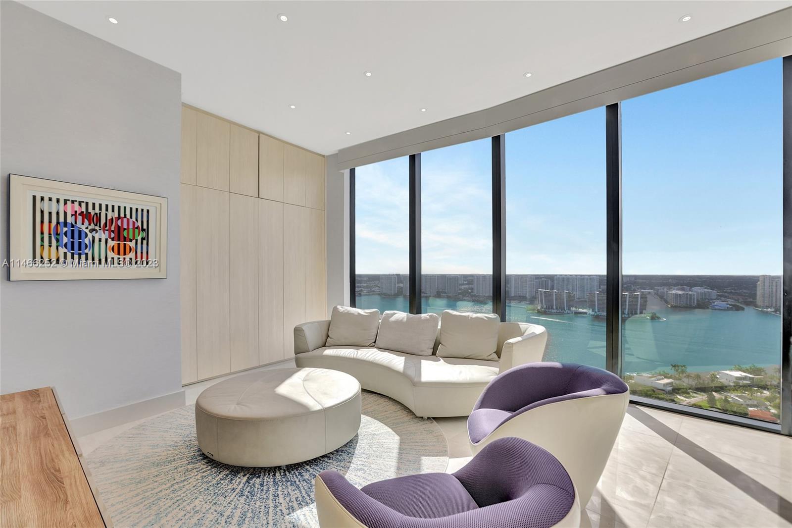 18555 COLLINS AVENUE COND - Residential