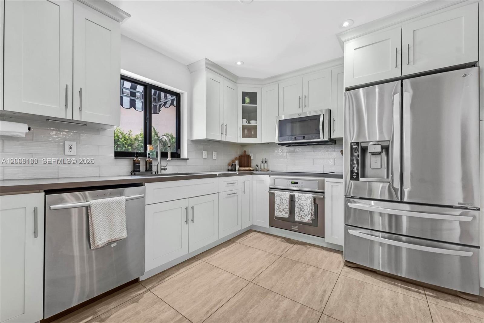 KENDALL KINGDOM - Residential