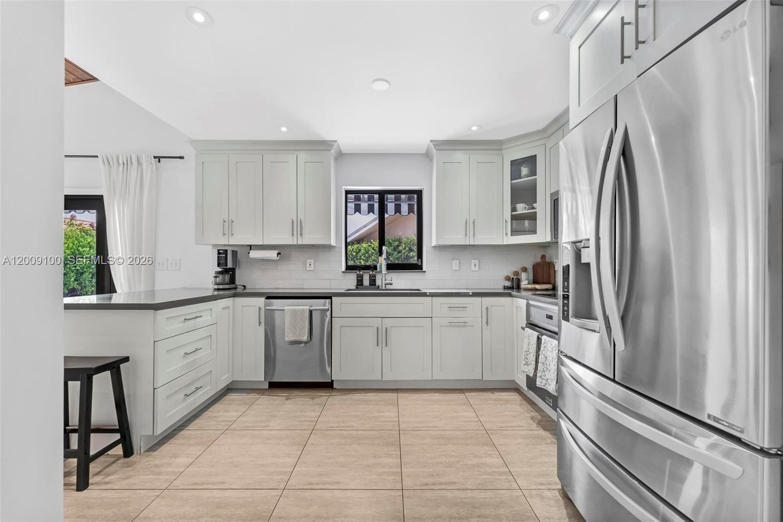 KENDALL KINGDOM - Residential