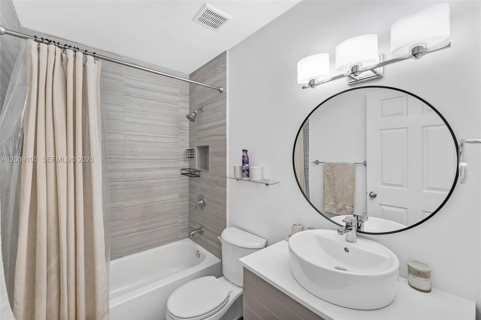 KENDALL KINGDOM - Residential