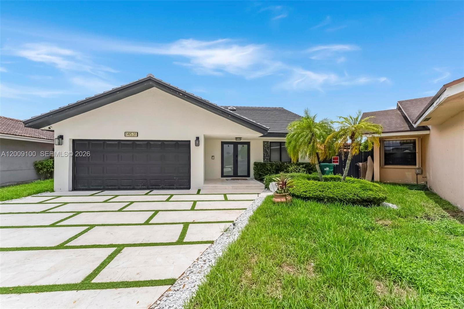 KENDALL KINGDOM - Residential