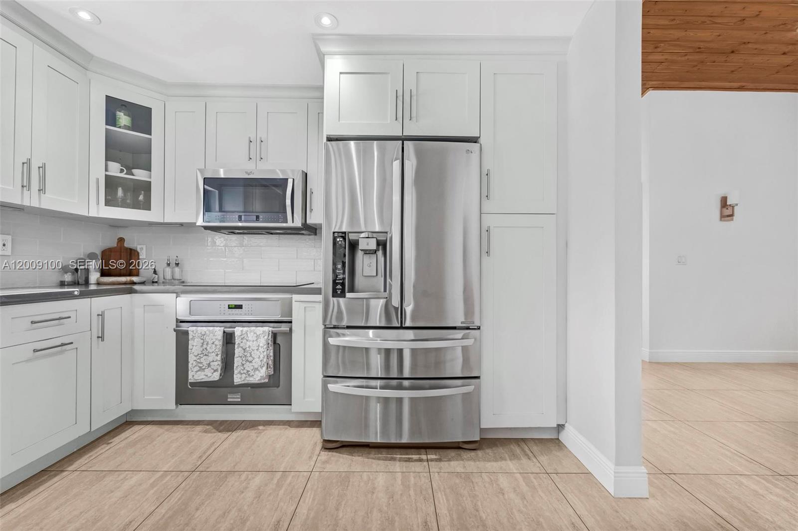 KENDALL KINGDOM - Residential