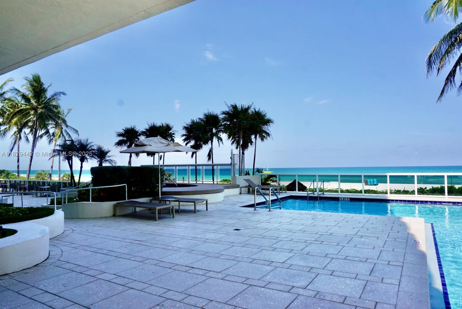 5757 Collins Ave 803, Miami Beach, FL, 33140/$799,000 4 5757 Collins Ave 803