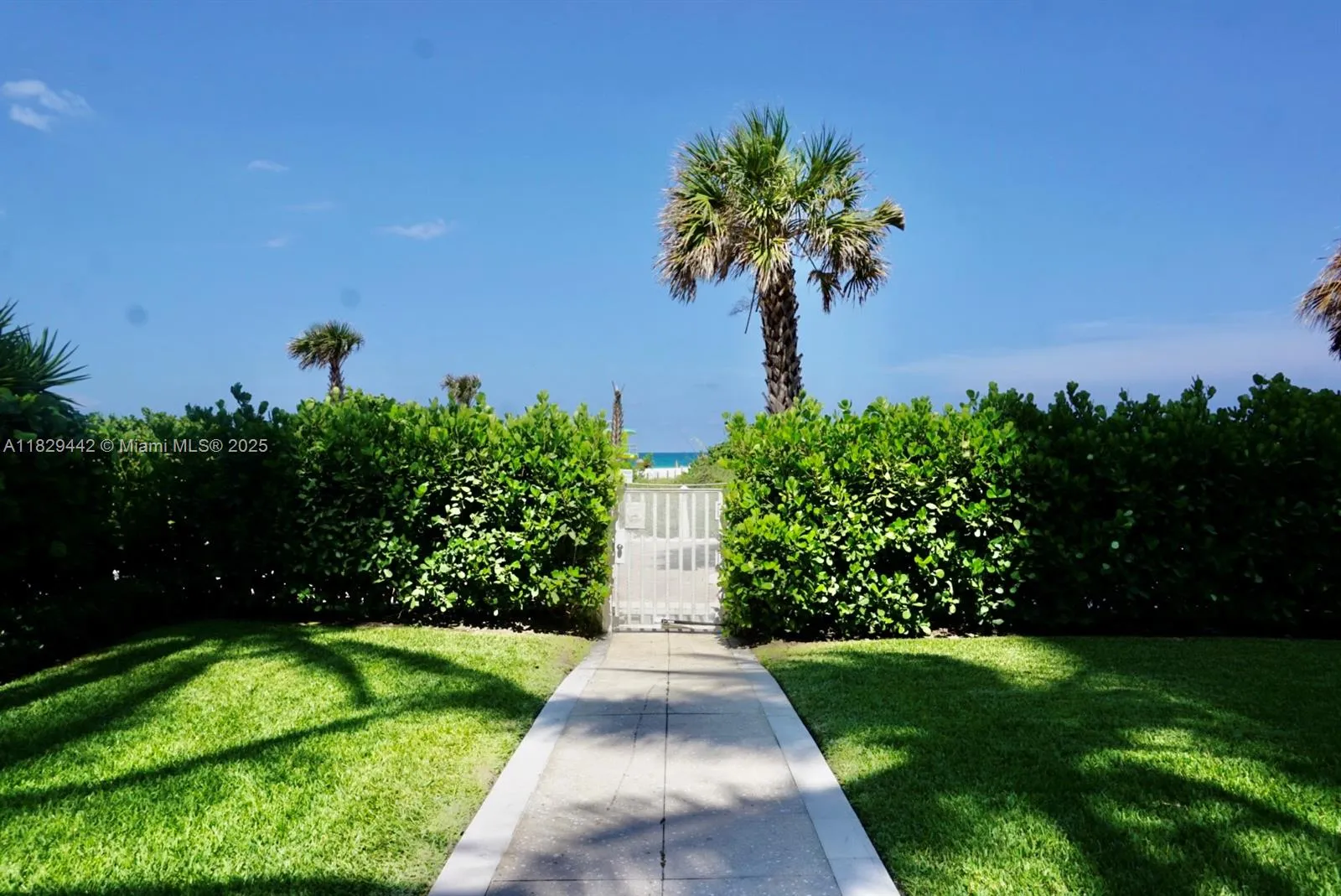 Miami Beach, Florida 33140, United States, 2 Bedrooms Bedrooms, ,2 BathroomsBathrooms,Residential,Active,159553